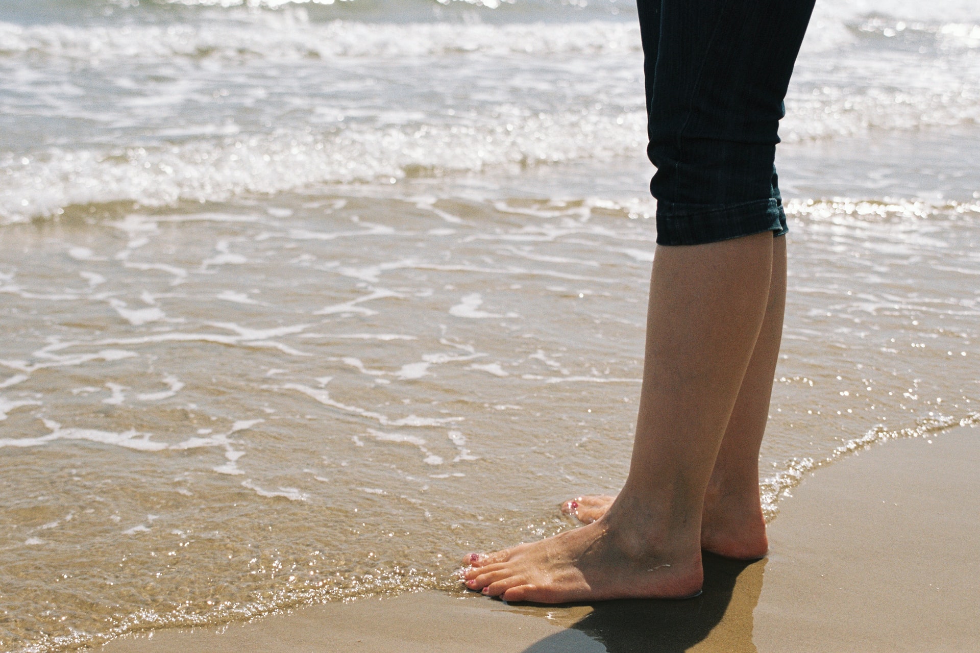 Réflexologie plantaire et relaxation : 4 astuces pour prendre soin de vos pieds